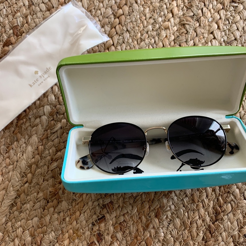 Kate Spade BRAND NEW  round adelais sunglasses